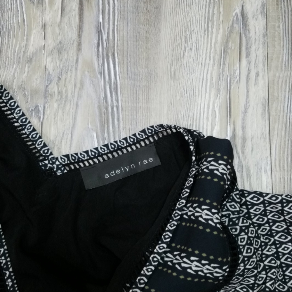 Adelyn Rae Sample Dress - Picture 2 of 5